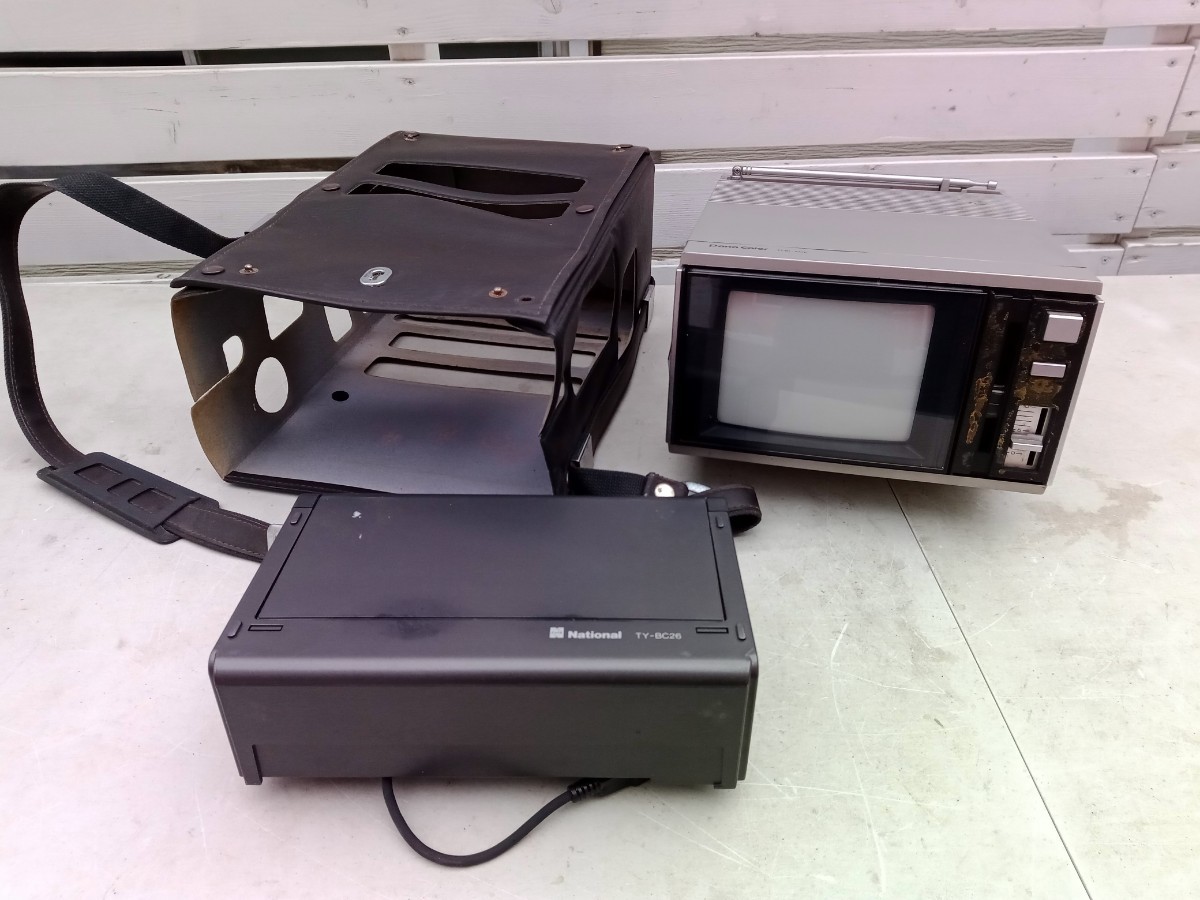 【動作確認済】National レトロ ゲーム　ポータブル　テレビ 動作確認済み】☆ナショナル☆National☆ポータブルカラーテレビ☆TH6