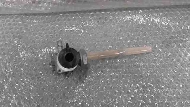 VTR250　MC33-1024xxx　の　燃料コック *1685582747　中古