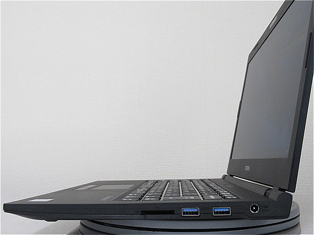 綺麗なモバイル！バッテリー新品状態！EPSON NA512E Corei7 最新のoffice2021Proもインストール済み！