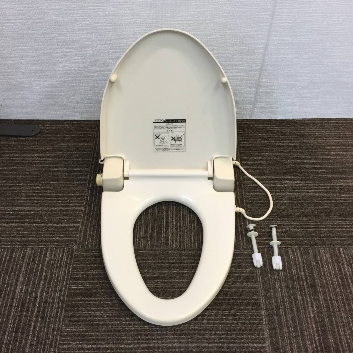 【美品】ウォームレット 暖房便座 TOTO 中古品 アイボリー 中古】TOTO ウォームレット 暖房便座「TCF211」☆#SC1(パステル