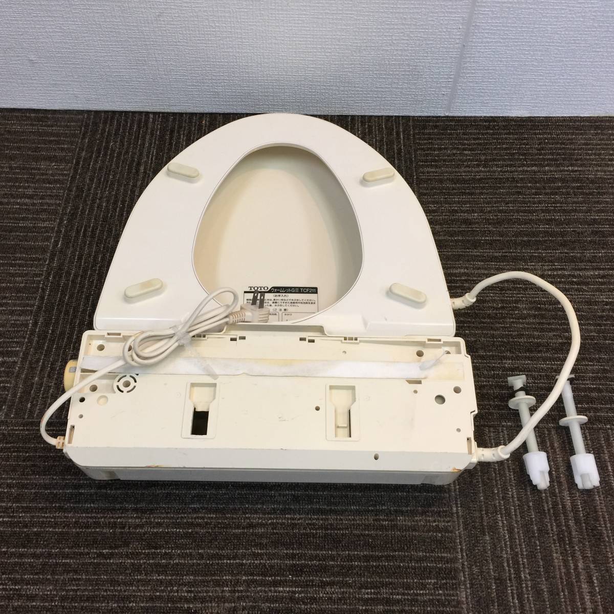 【美品】ウォームレット 暖房便座 TOTO 中古品 アイボリー 中古】TOTO ウォームレット 暖房便座「TCF211」☆#SC1(パステル