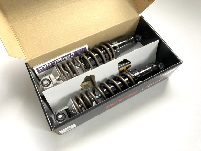 カヤバ　サスペンション　z400fx カワサキ Z400FX Z1/2 カヤバ製リアサスペンション Z1 z400fx リアサスの通販
