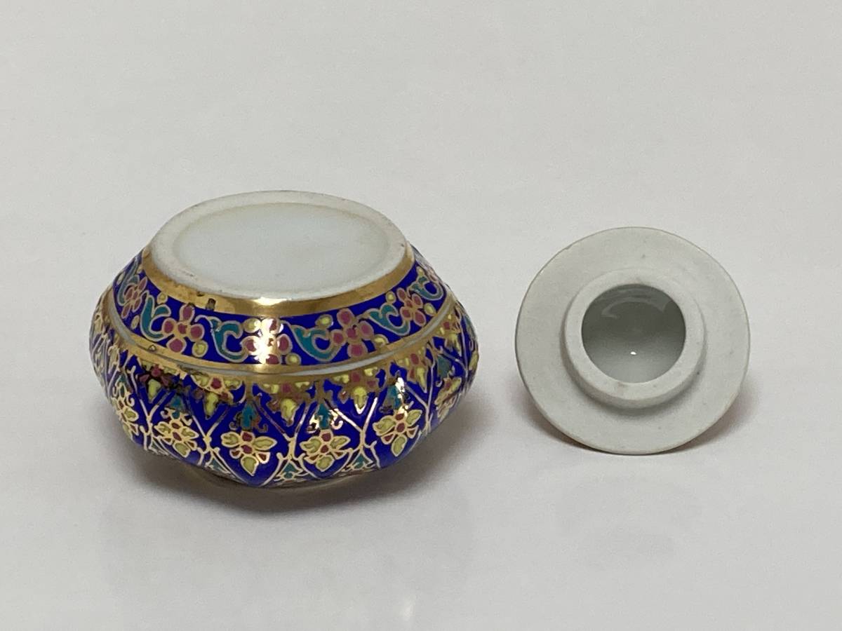 NARAI PHAND ベンジャロン焼き 象 置物 タイ伝統工芸品 箱入り タイ