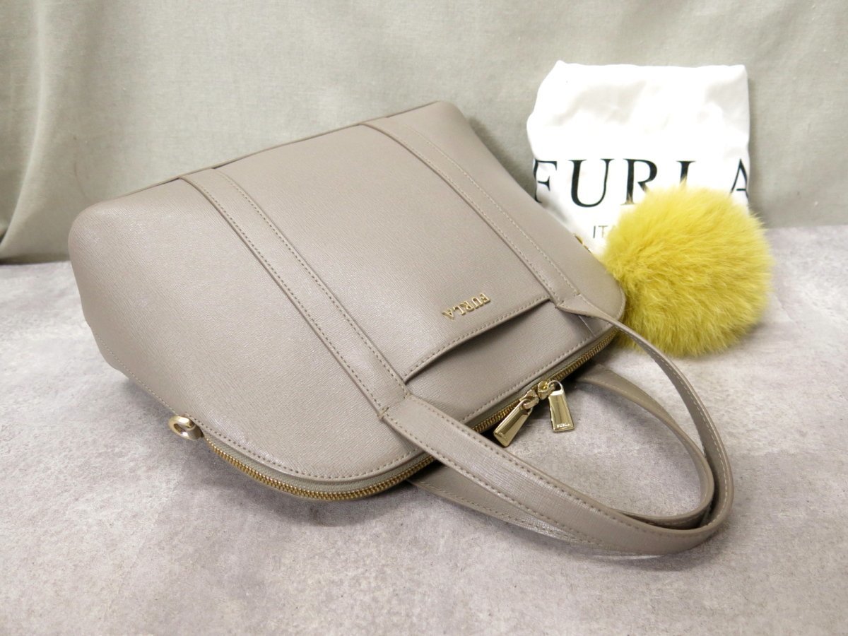 ○超美品○FURLA フルラ○サンディ○サフィアーノ レザー 本革○ハンド 