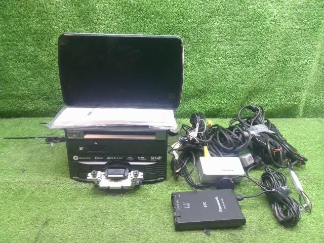 社外 パナソニック ストラーダ カーナビゲーション カーナビ ナビ CN-F1XD 取説付 カメラ付 ETC付 10V型 有機ELディスプレイ 現状販売 中古