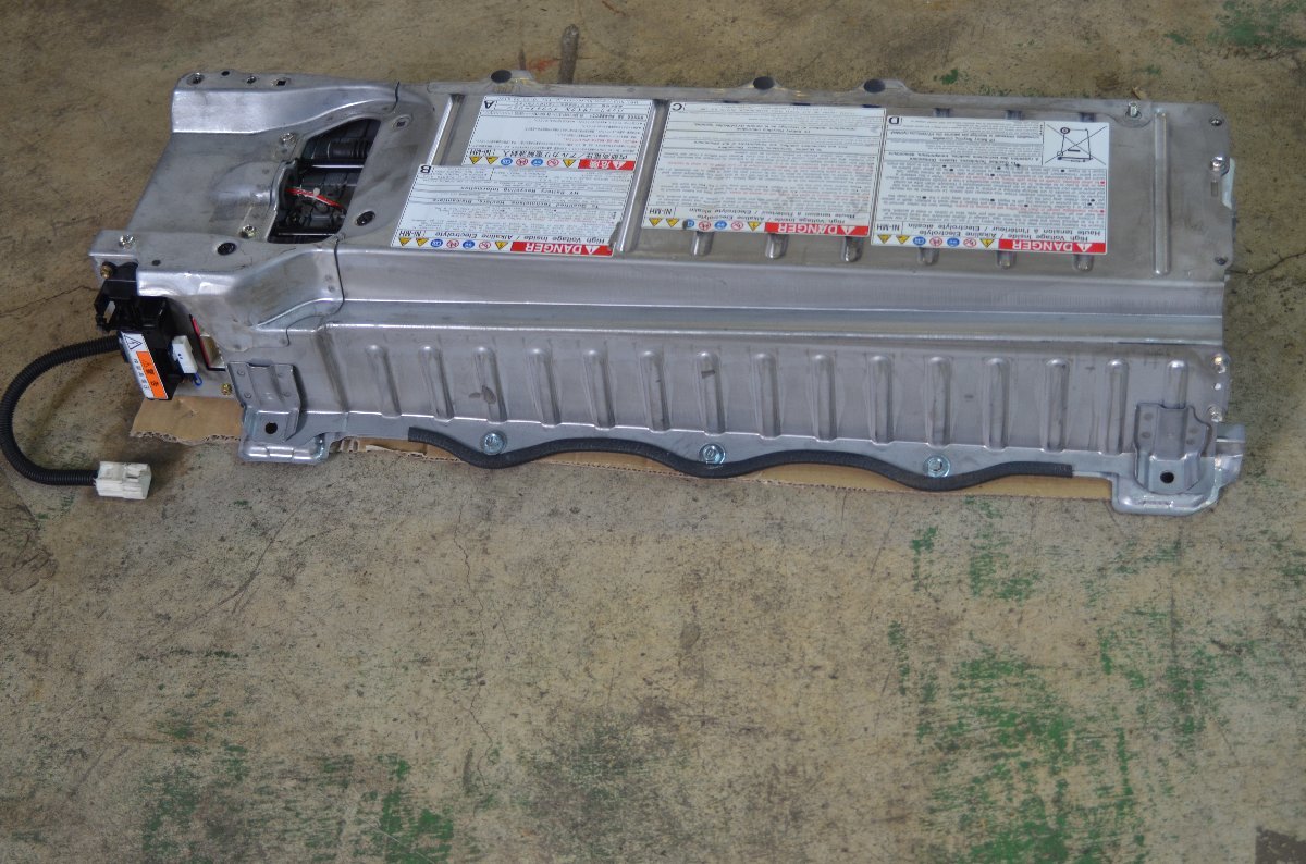 TOYOTA HVバッテリー G9520-47050 TOYOTA HVバッテリー G9520-47050