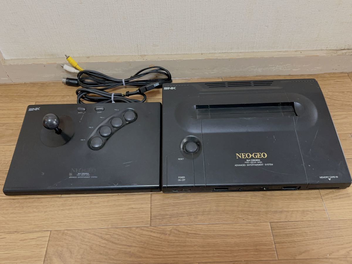 NEOGEO本体 箱付き コントローラーセット ジャンク（SNK もぐり込む 