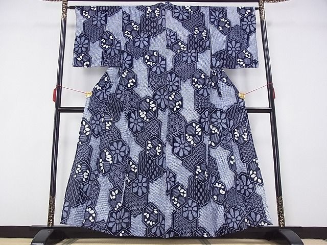 着物屋こころ□夏物 浴衣 有松鳴海絞り 伝統工芸品 亀甲花文 着丈