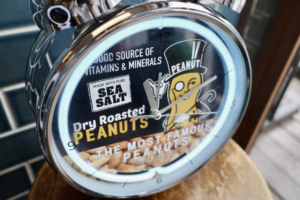 訳ありセール！ Mr.ピーナッツ PLANTERS PEANUTS ネオンクロック