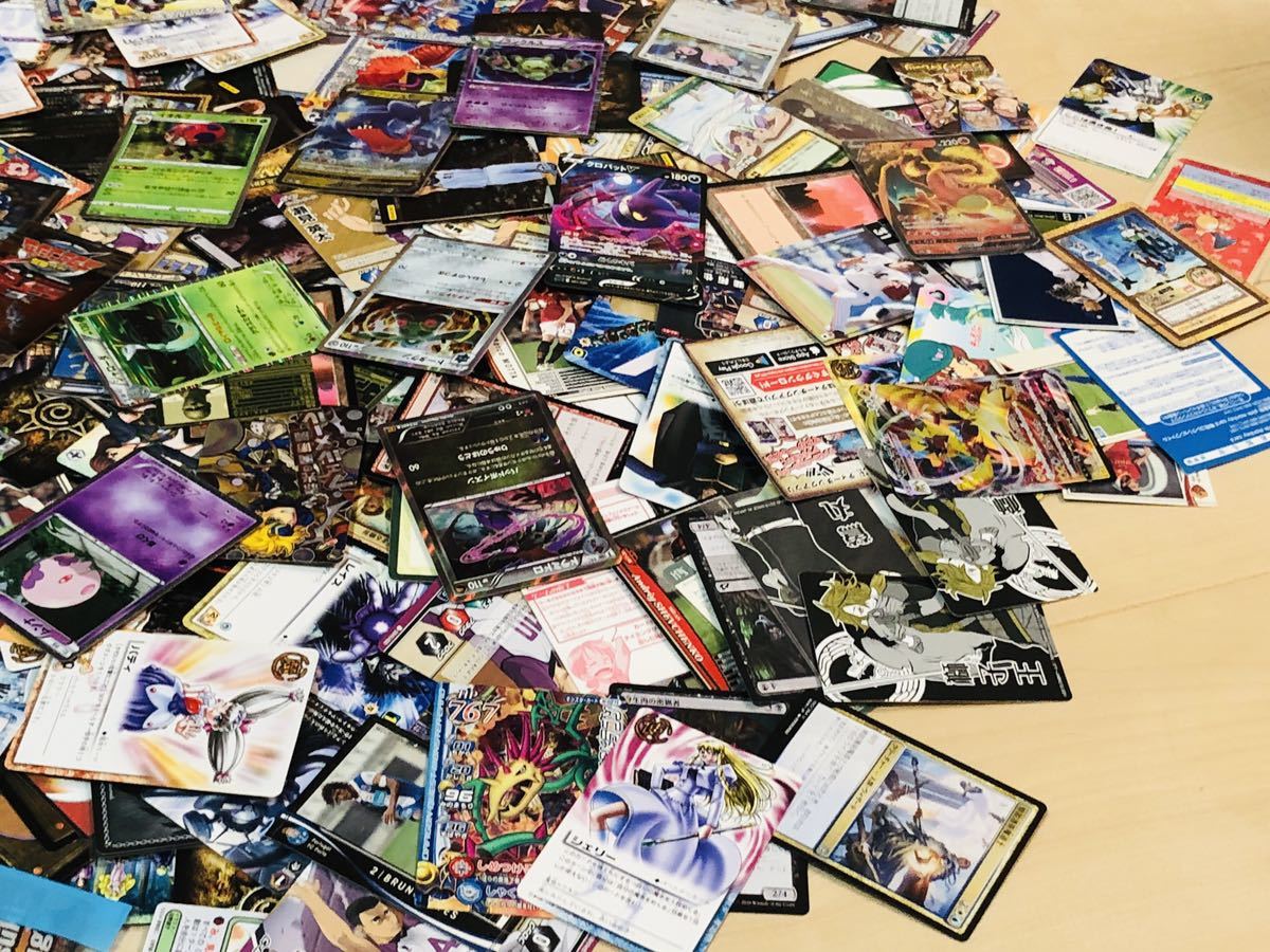 トレーディングカードおまとめ500枚ポケモンカード 遊戯王 ハイキュー 