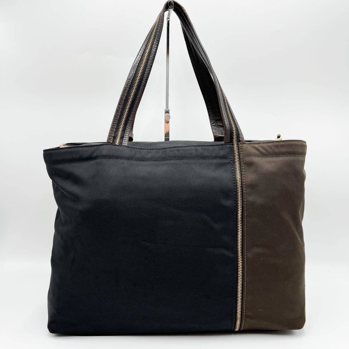 【希少】TUMI 30周年記念トートバッグ　トゥミ　ブラック　ブラウン　チャーム ◇送料無料 美品 TUMI トゥミ トートバッグ 30周年記念アニバーサリー