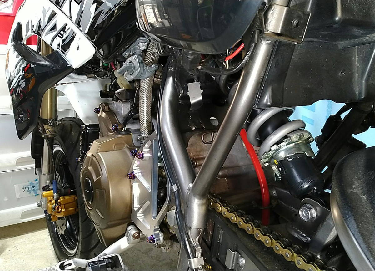 KSR110、KSR PRO 用 リアサスペンション (4段階調整式) [検索用 