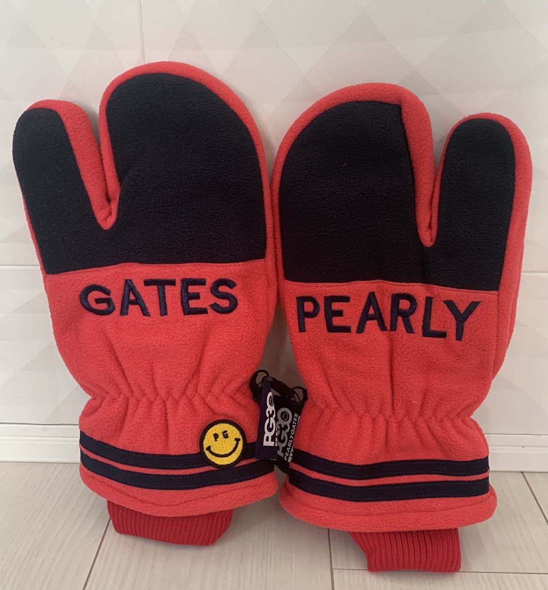 新品 未使用 パーリーゲイツ ゴルフアクセサリー ミトン 両手用 グローブ 手袋 PEARLYGATES PG 防寒グローブ ゴルフウェア ゴルフグローブ