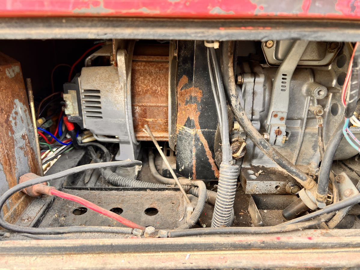 新ダイワ EGW151MS ウェルダー エンジン発電機 発電機 溶接機 ジャンク  