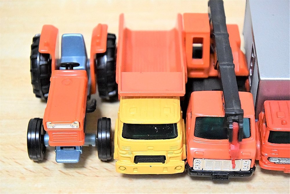 3508)トミカ 黒箱 日本製 クボタ トラクター