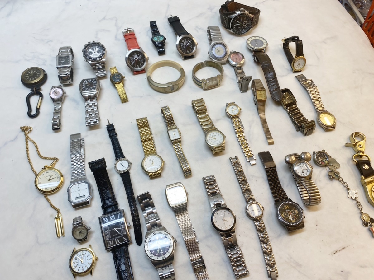UMA14 まとめ買いでお買得！！ 全て訳あり・不動・ジャンク品・裏蓋