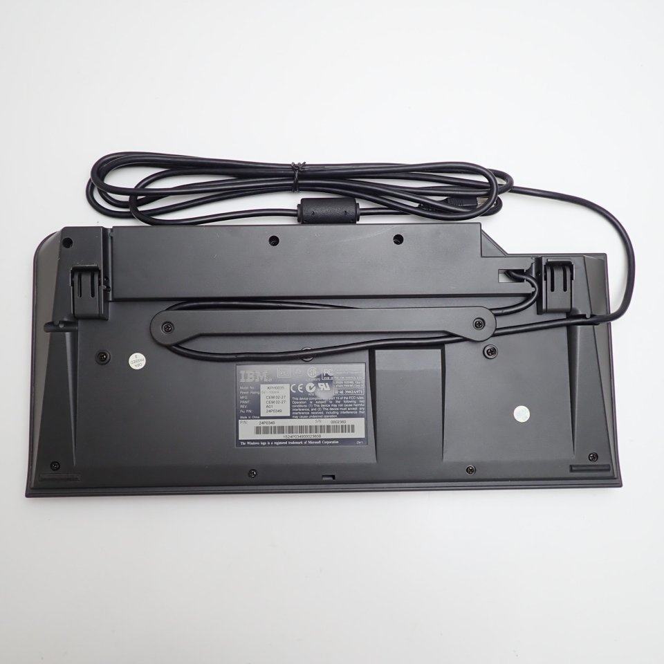 ☆IBM USBスペースセーバーキーボード KPH0035/動作品/テンキーレス 