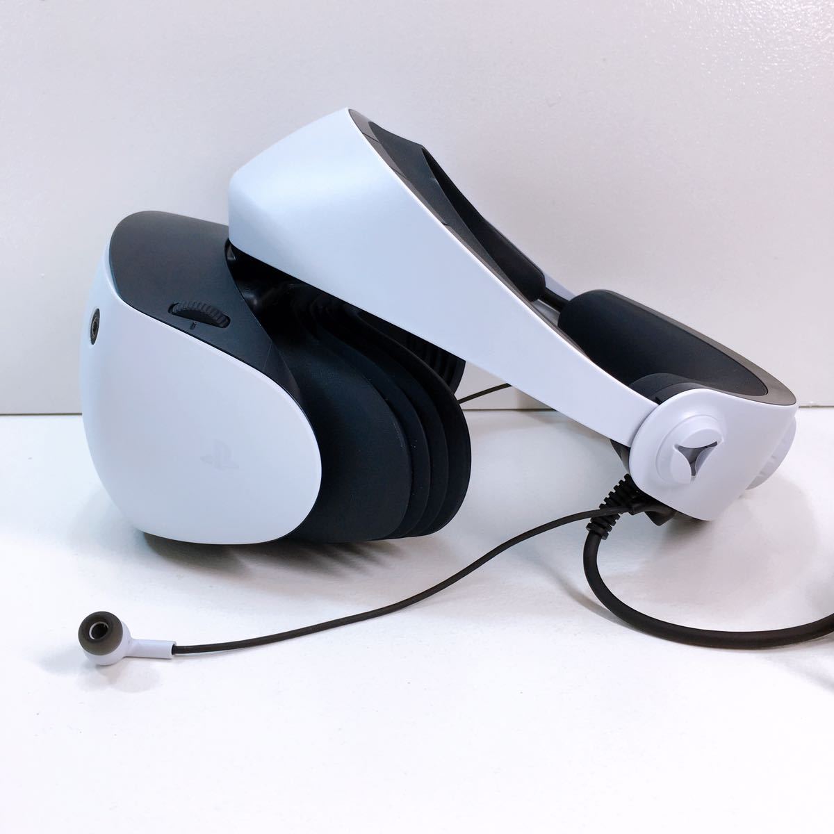 321☆中古☆ SONY ソニー PlayStation VR2 PS5専用 プレステ CFI-ZVR1 