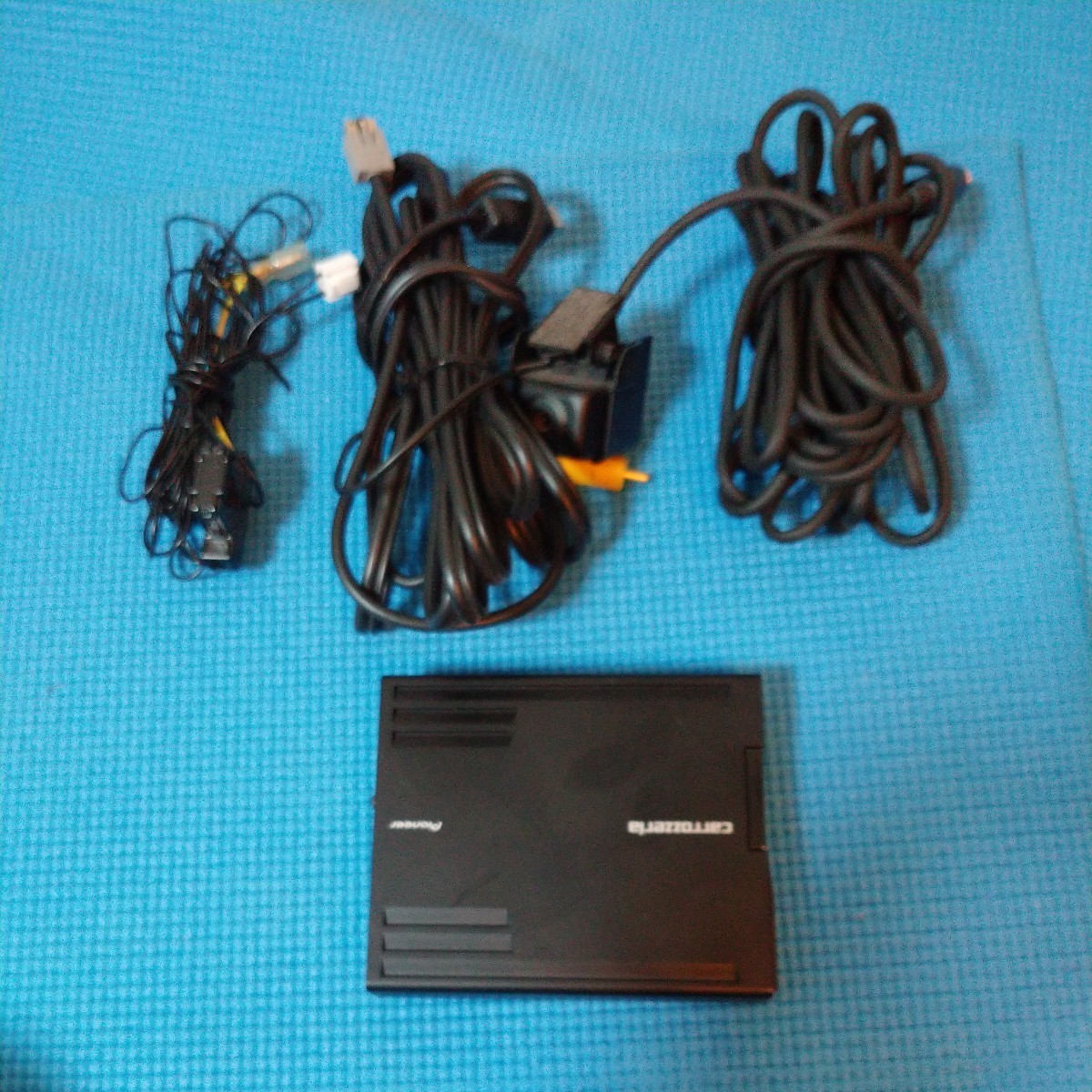 中古】carrozzeria AVIC-ZH0099WS サイバーナビ HDDナビ 地図データ