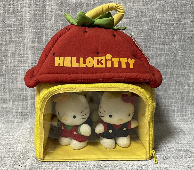 ハローキティ HELLO KITTYいちごハウスぬいぐるみ中古品(ハローキティ 