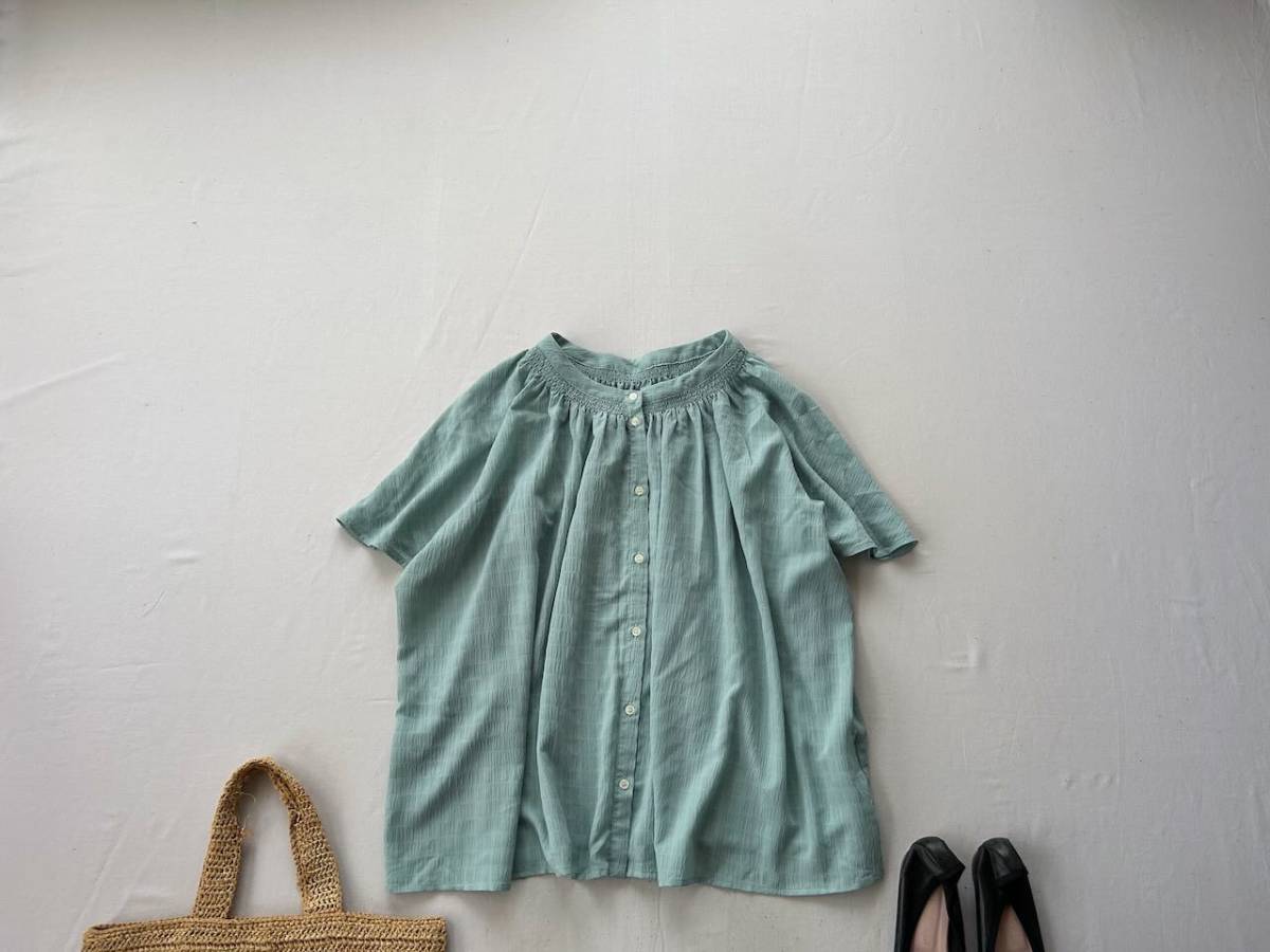 スタジオクリップ studio CLIP ゆったりバンドカラーブラウス