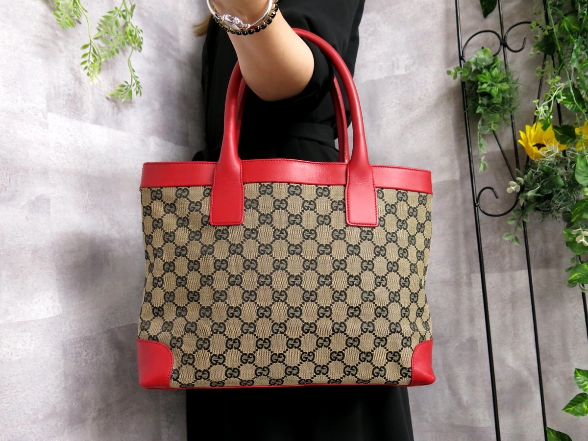 ●超美品●GUCCI グッチ●GG キャンバス カーフ レザー 本革●トート バッグ●ベージュ 赤 ネイビー●腕掛け●B5 書類 かばん●Js38319