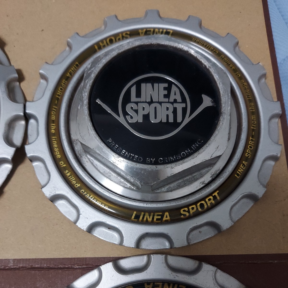 旧車 リネアスポーツ LINEA SPORT ホイールセンターキャップ 旧車 リネアスポーツ LINEA SPORT ホイールセンターキャップ 【公式通販】