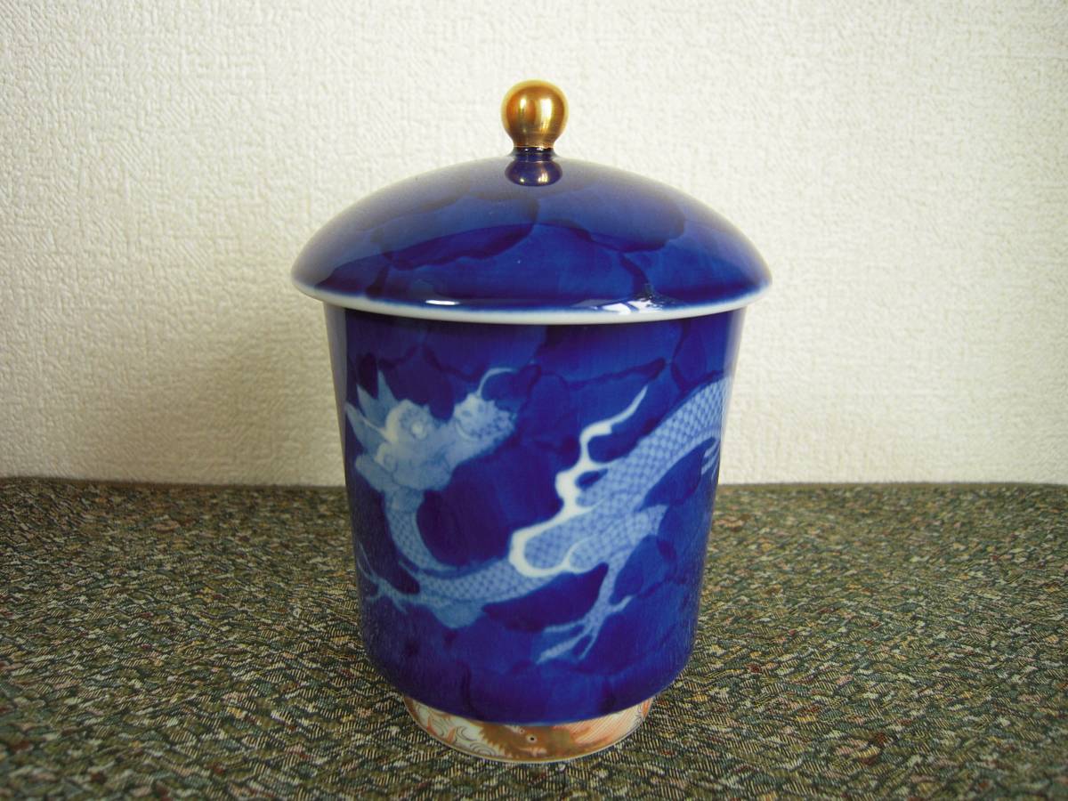 時代　深川製　染付三ツ盃　木箱付　直径11.6/9.6/7.9㎝ 時代 深川製 染付三ツ盃 木箱付 直径11.6/9.6/7.9㎝