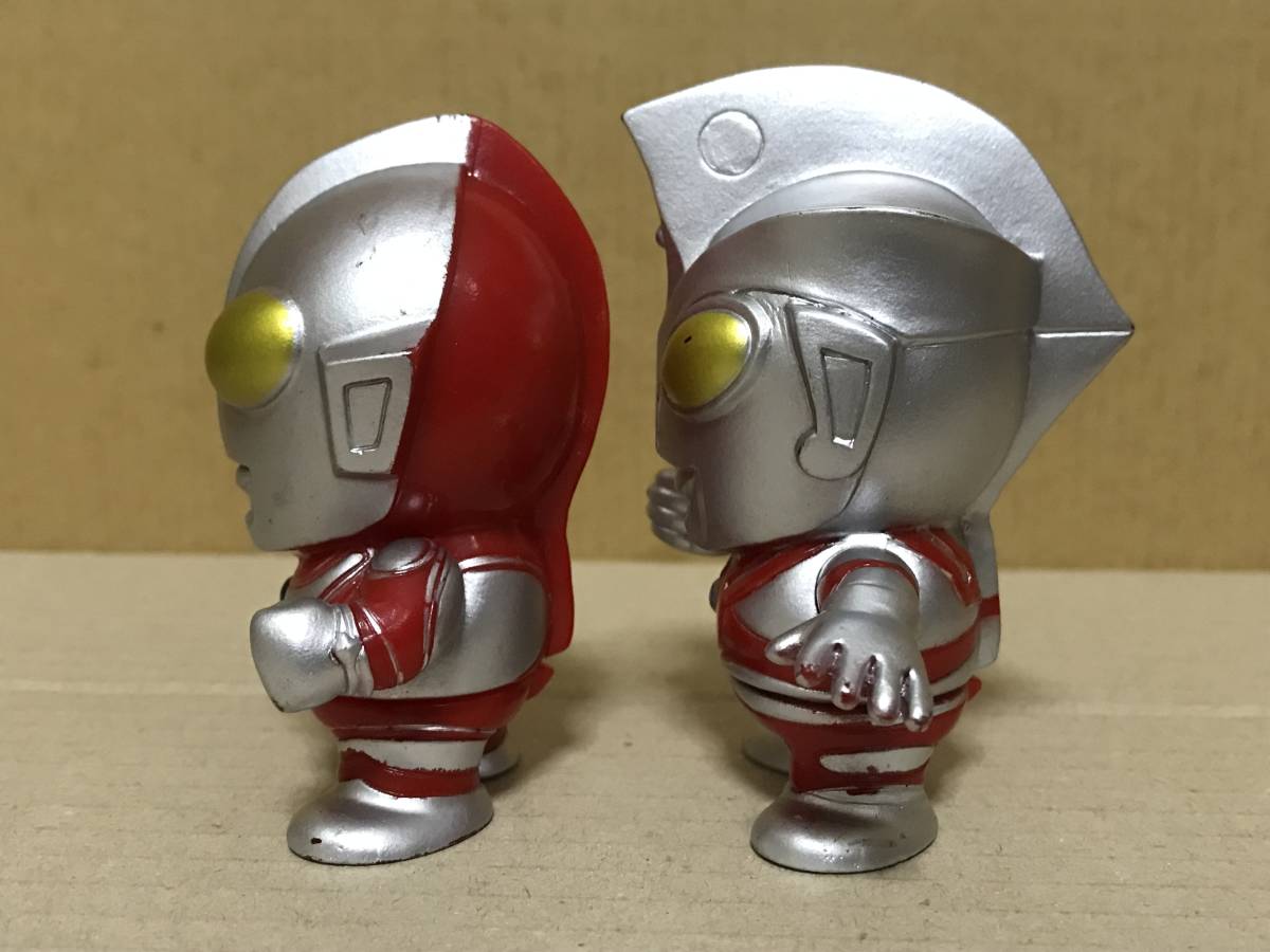 送料無料，定番人気 ウルトラマン倶楽部 ソフビセット 当時物 昭和