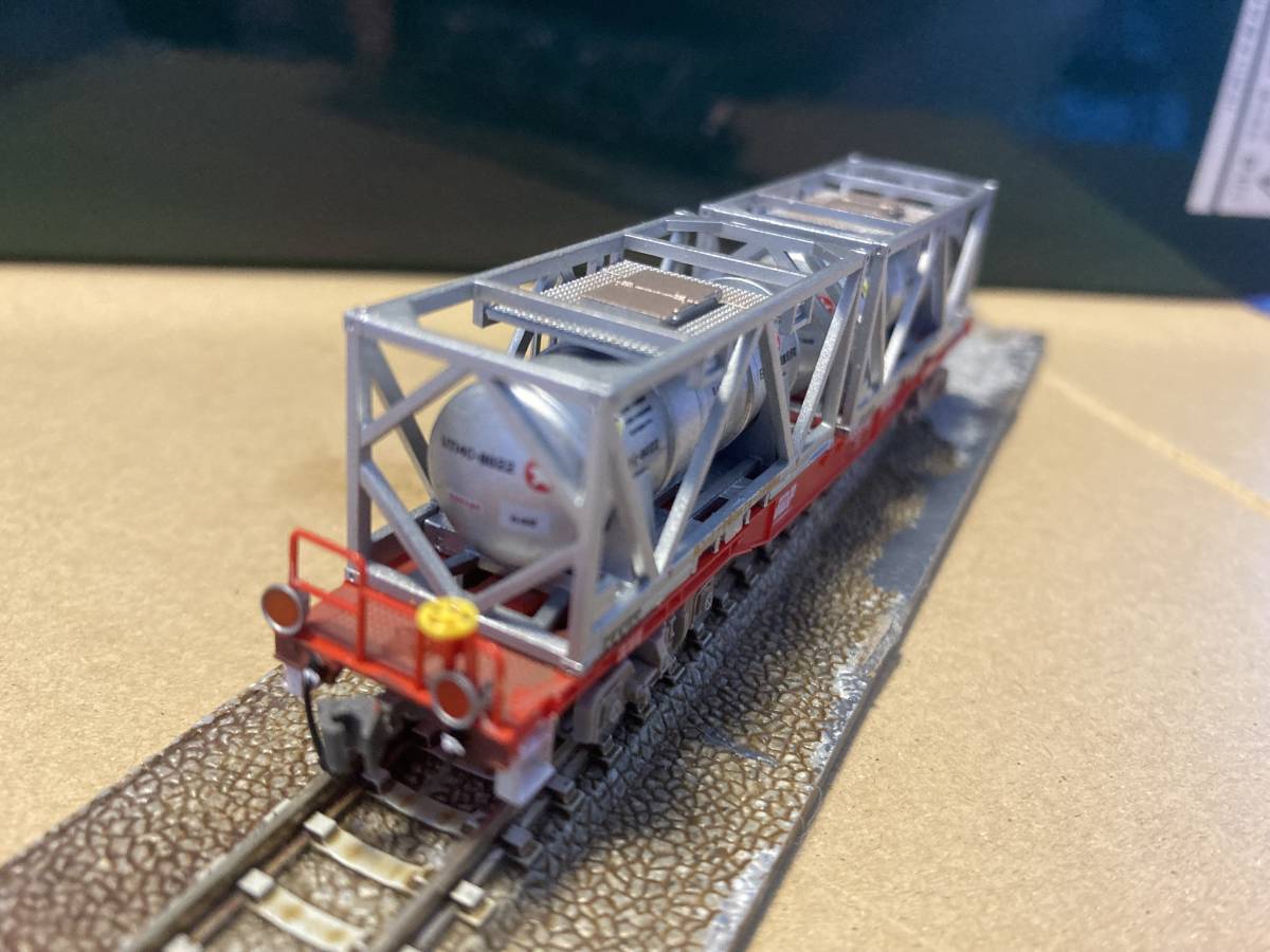 コキ200　コンテナ積載（日産化学タンクコンテナ）　Kato、車間短縮ナックルカプラー、ねじ止めカプラー　No.1