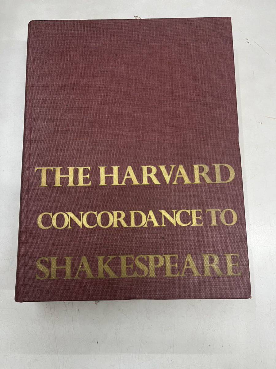 s0710-24.洋書小物/装飾/インテリア/ディスプレイ/アンティーク/クラシック/ヴィンテージ/the harvard concordanceto shakespeari