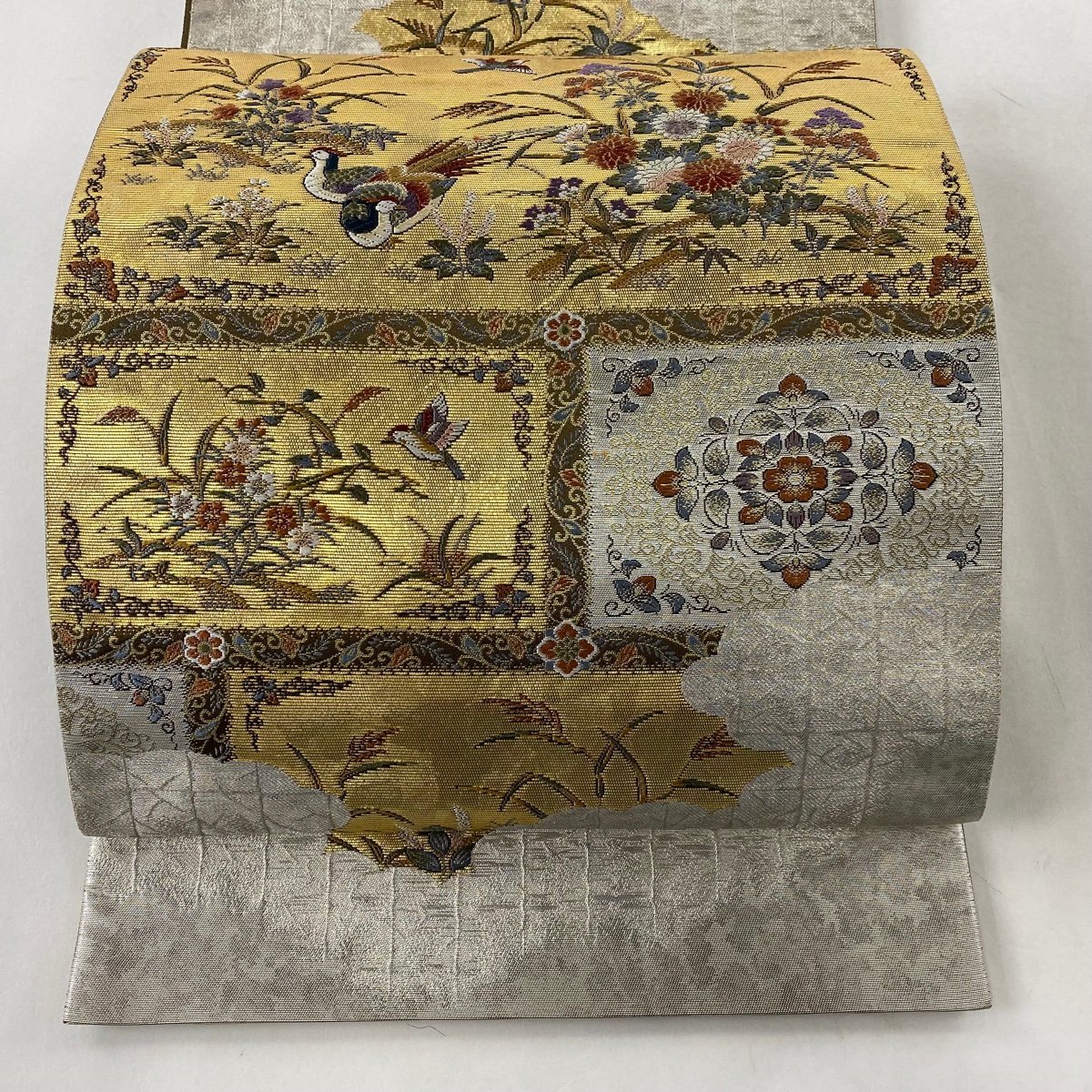 袋帯 美品 秀品 草花 鳥 箔 銀色 お太鼓柄 正絹 【中古】