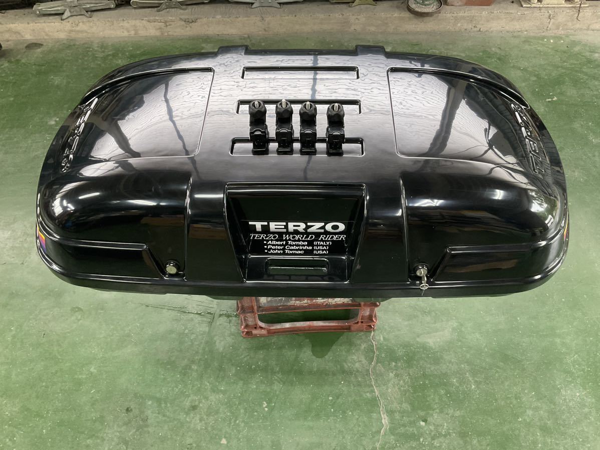 TERZO(テルッツォ)ルーフボックス ジェットバック 中古品TERZO TERZO(テルッツォ)ルーフボックス ジェットバック 中古品TERZO