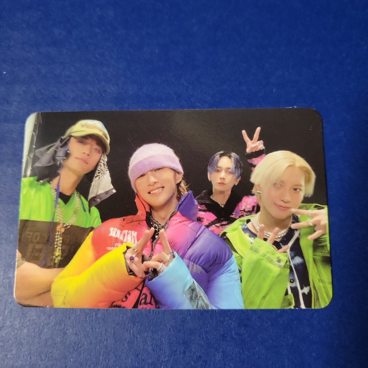 SHINee　8集　HARD PLAY バージョン　 特典トレカ　団体　オニュ/ミノ/key /テミン