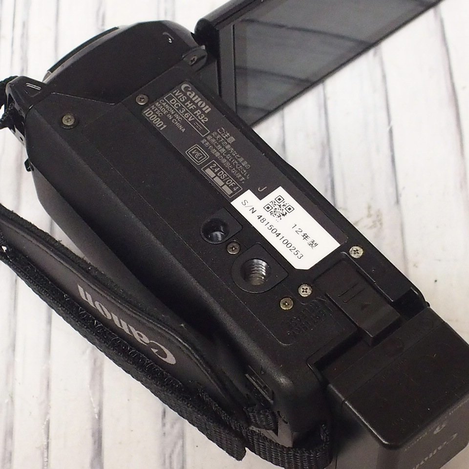 m001 Z2 Canon キヤノン iVIS HF R32 デジタルビデオカメラ キヤノン