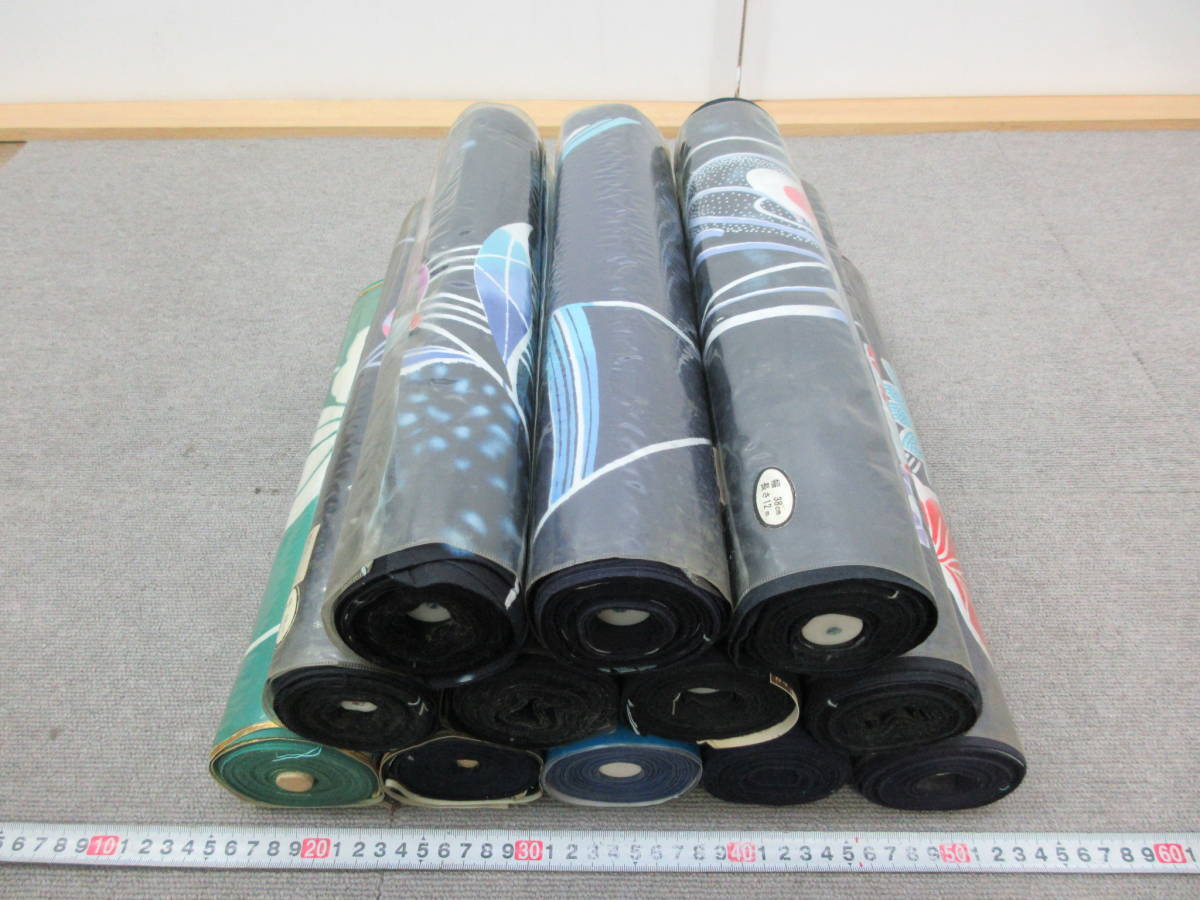 呉服店在庫・未使用品　正絹　反物　黒色　5点まとめて M【7-24】☆12 呉服店在庫品 反物 12点まとめて 浴衣地 純綿 綿100