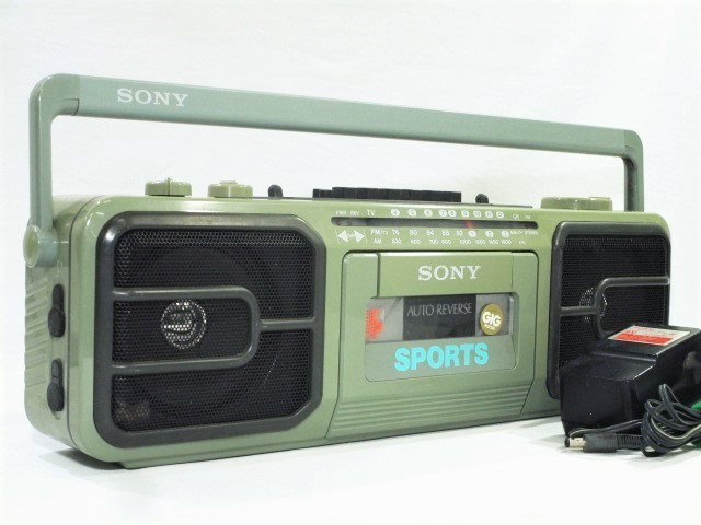 ☆SONY SPORTS ソニー CFS-V75 昭和レトロ ラジカセ ソニースポーツ ACアダプタ付き 通電確認済み ジャンク☆ S02-0721