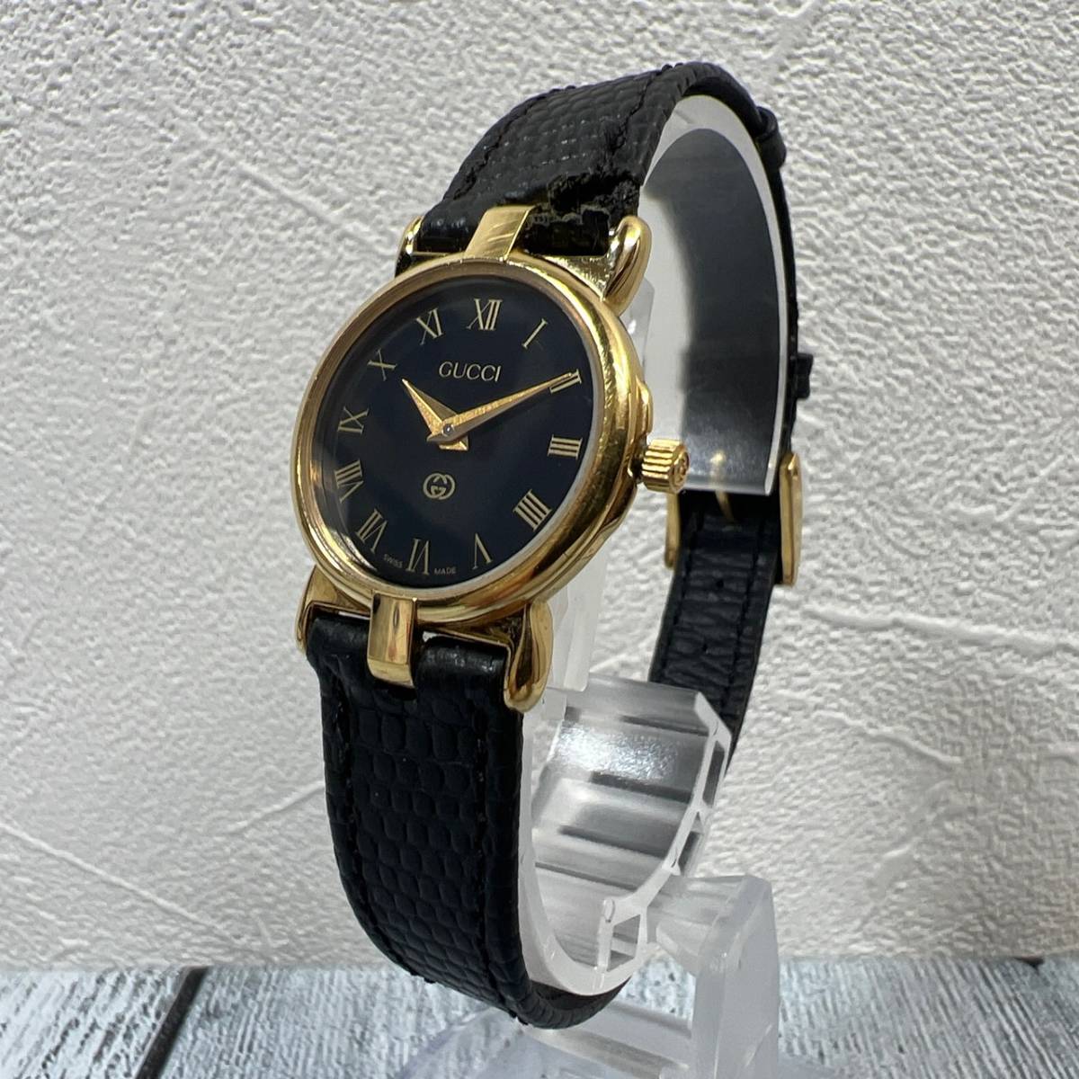 稼働品】グッチ GUCCI 3400L レディース腕時計 黒文字盤 ゴールド