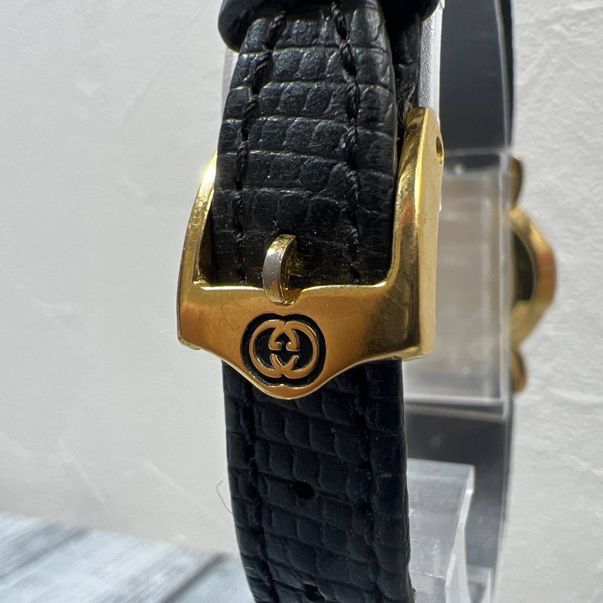 稼働品】グッチ GUCCI 3400L レディース腕時計 黒文字盤 ゴールド