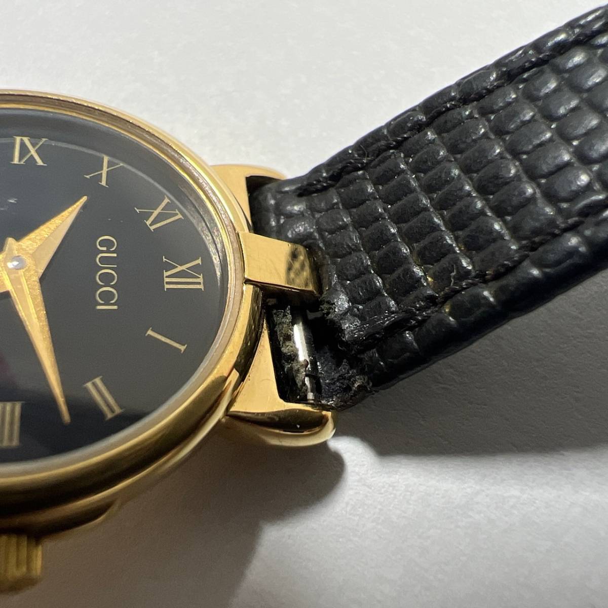 稼働品】グッチ GUCCI 3400L レディース腕時計 黒文字盤 ゴールド