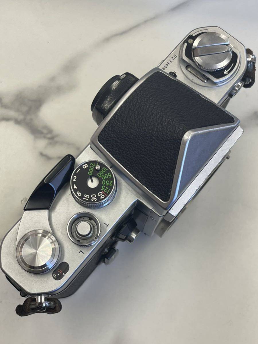 28.年式のわりに綺麗・稼動品・Nikon ニコン F2 フィルム カメラ