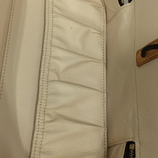 LOUIS VUITTON モノグラム トゥルースブラッシュ Louis Vuitton ルイヴィトンモノグラムトゥルース ブラッシュ PM