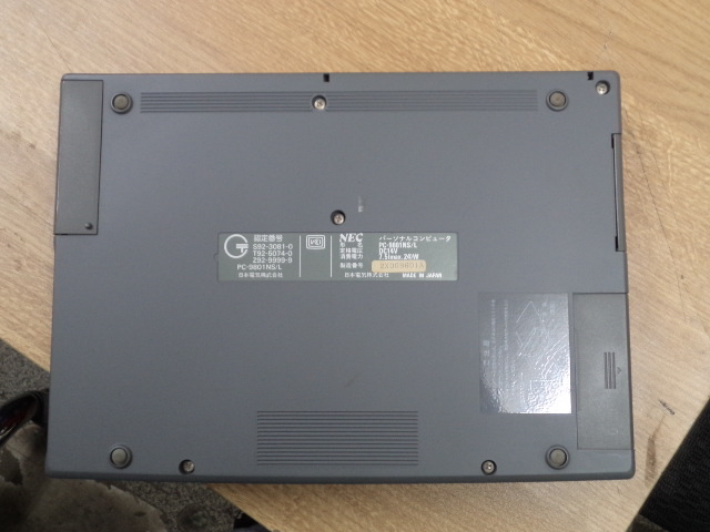 NEC ノートパソコン PC-9801NS/L Windows98 ジャンク(ノートブック