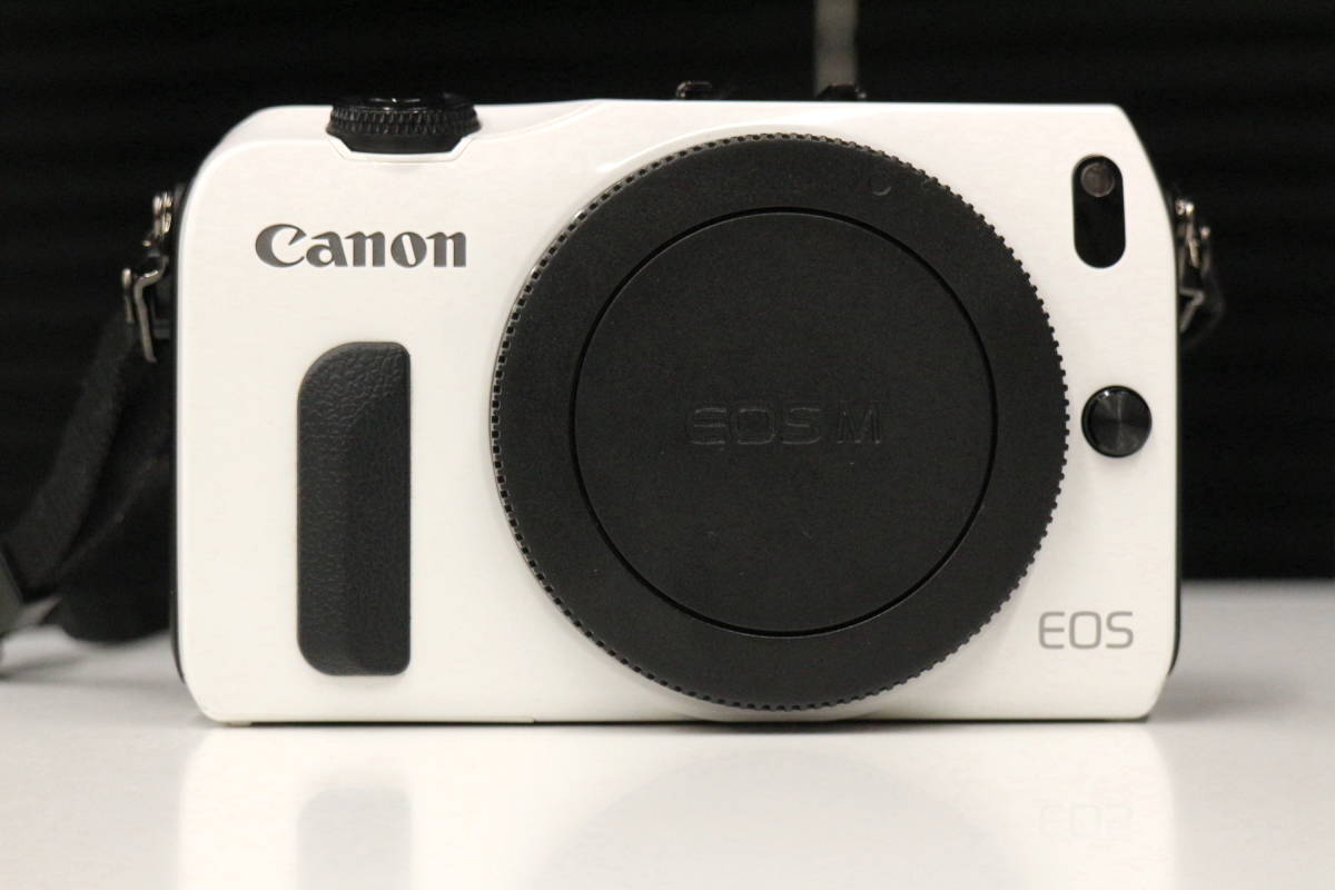 EOS Canon ボディ CANON M Kiss | X3用バッテリーと充電器を買ってみた 