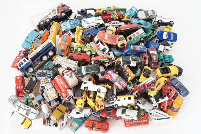 トミカ ミニカー 12台まとめ売り！)ジャンク扱い ジャンク トミカ12