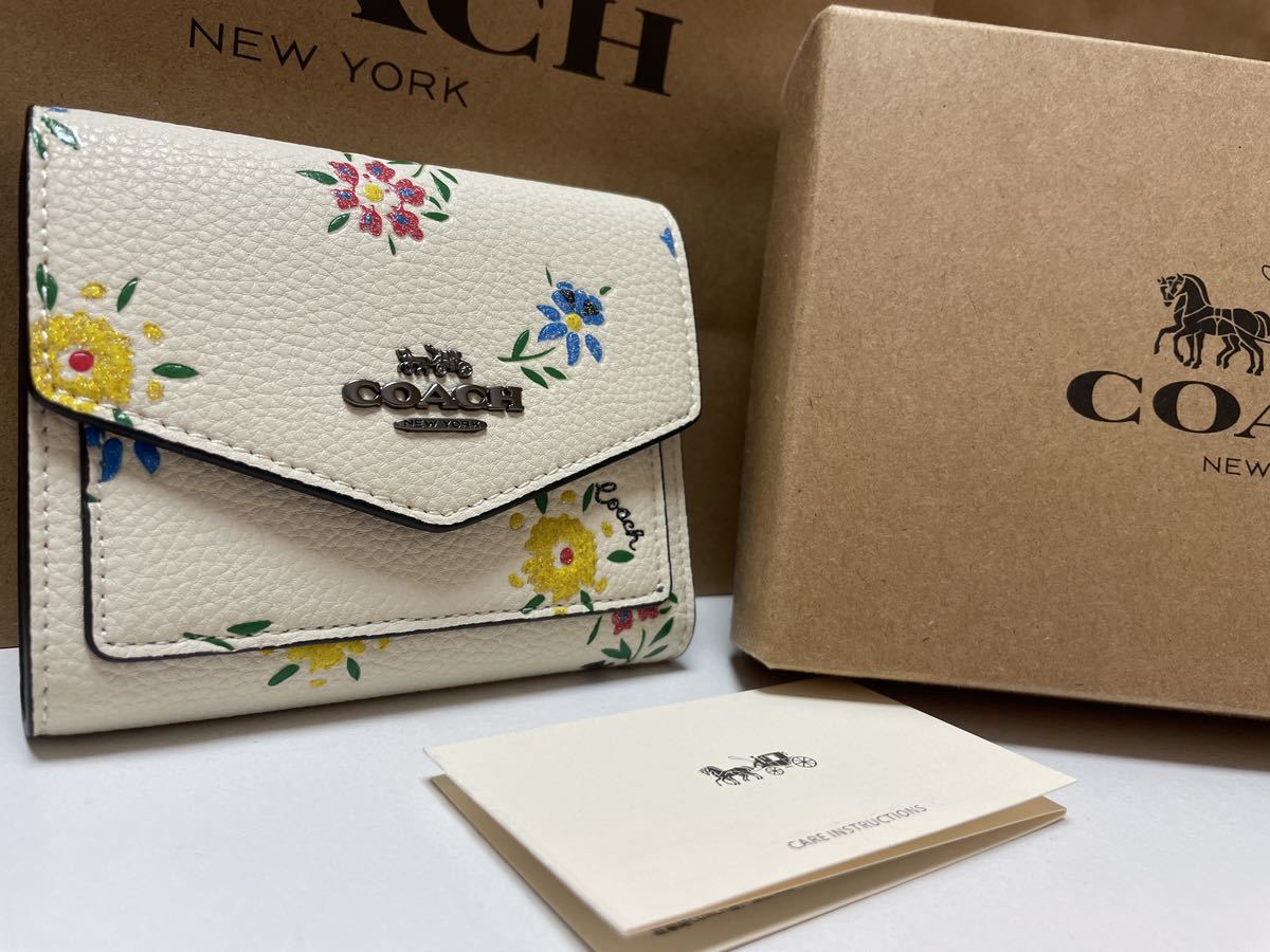 53【1円スタート】新品未使用coachコーチ二つ折り財布ミニ財布