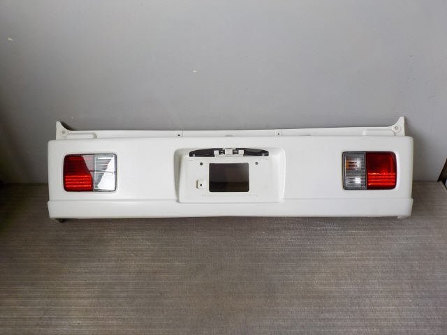 中古 エブリィ EBD-DA64V リアバンパー 71811-68H00-R7E 白 26U [ZNo