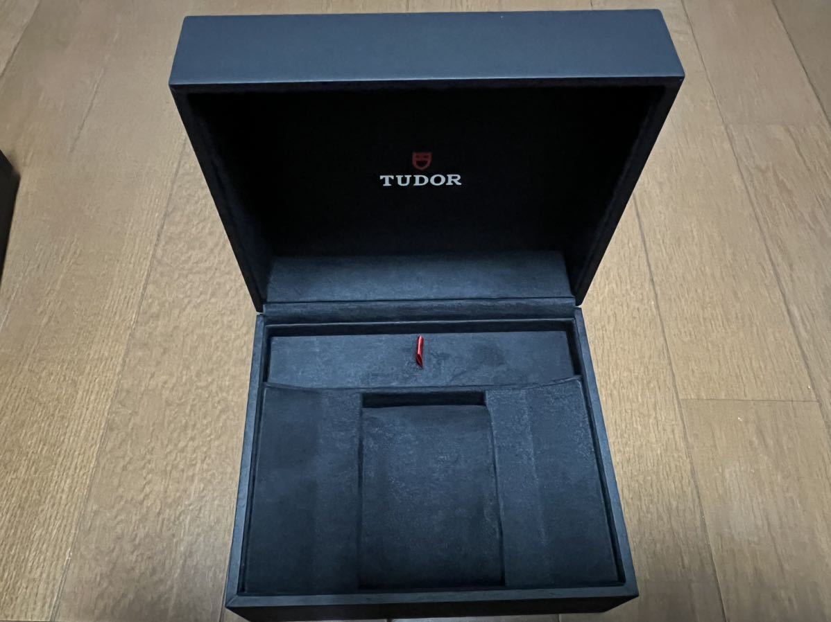 TUDOR チューダー TUDOR チューダー 純正 空箱 冊子付き 純正 空箱