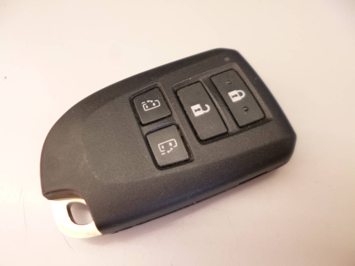 TS403』トヨタ TOYOTA スマートキー ハイエース 令和2年式 【GDH206V