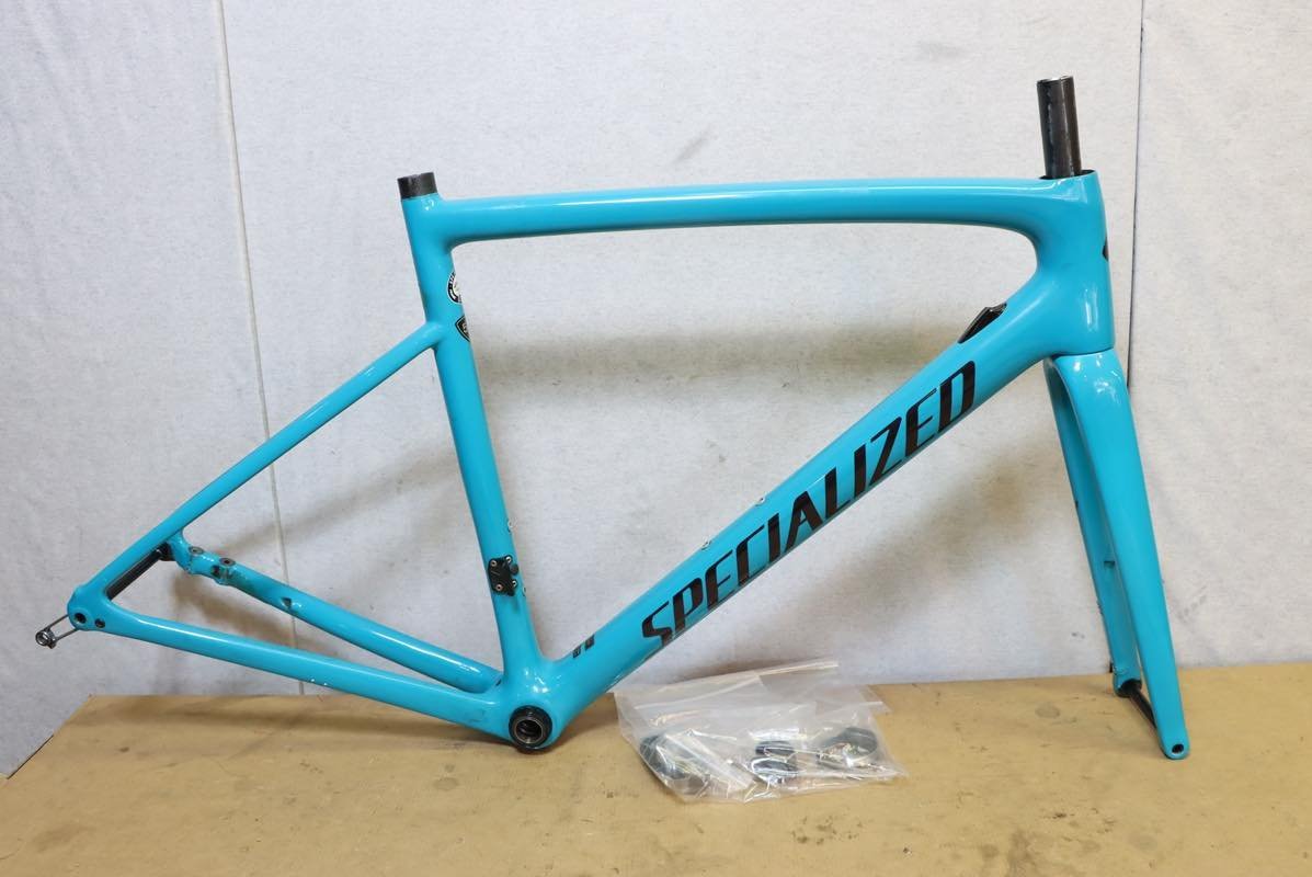 GIANT 《2311-31》S GIANT 4 DEFY ALUXX ロードバイク ジャイアント 